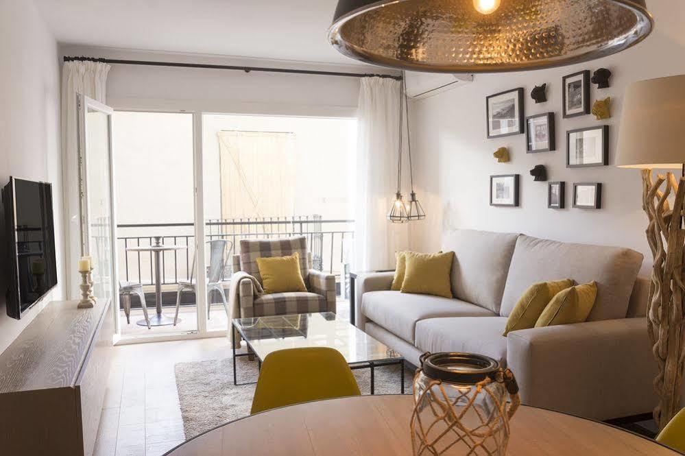 Apartamentos Living4Málaga Exterior foto