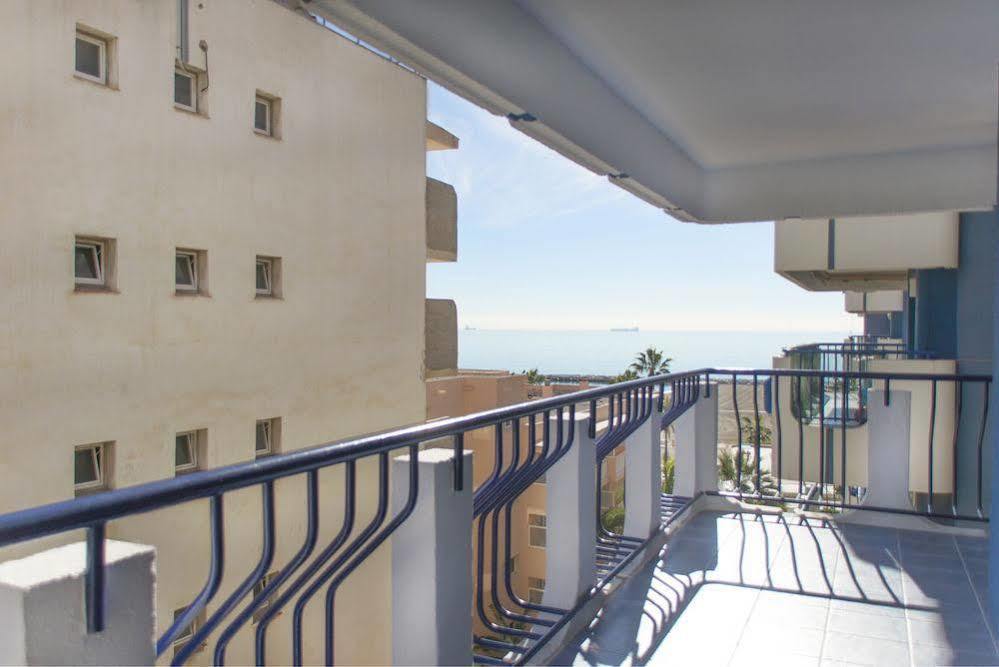 Apartamentos Living4Málaga Exterior foto