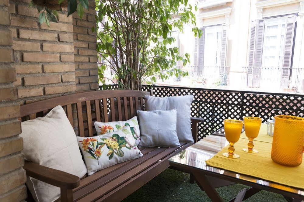 Apartamentos Living4Málaga Exterior foto